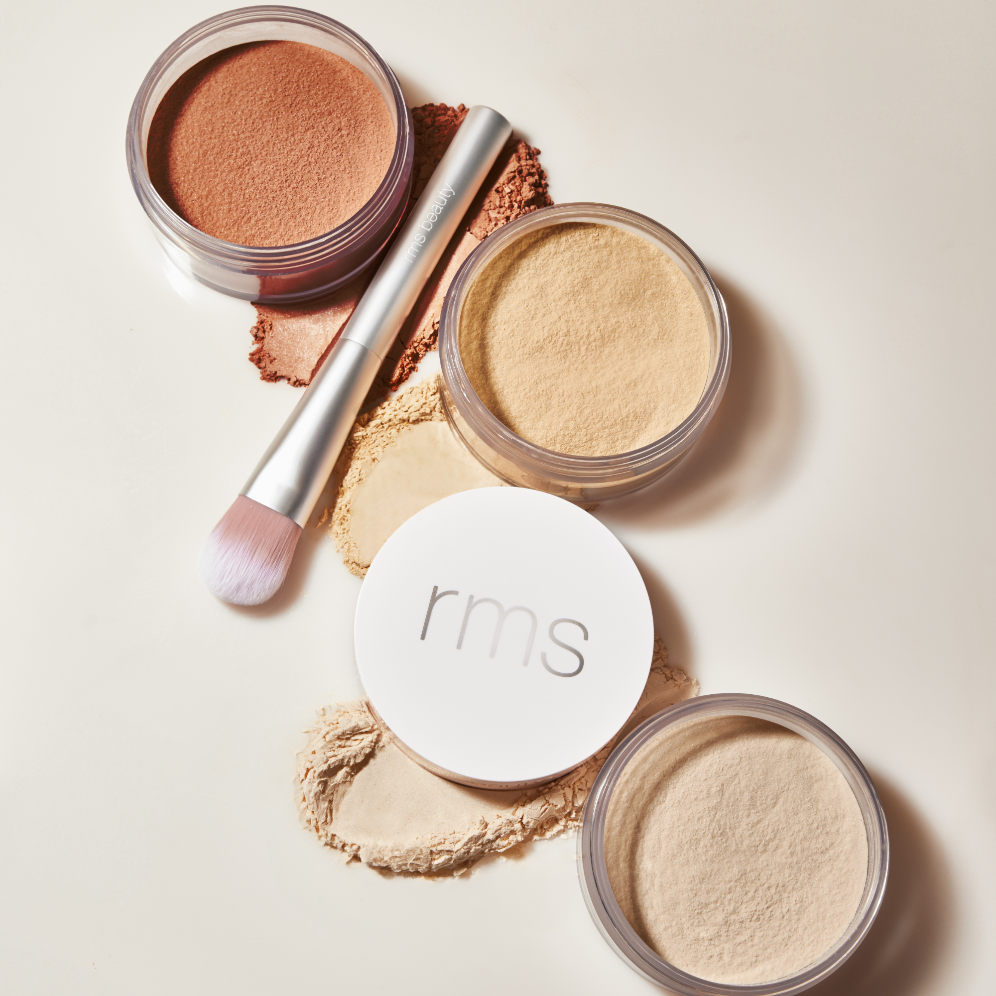 Fixační pudr RMS Beauty Hydra Setting Powder